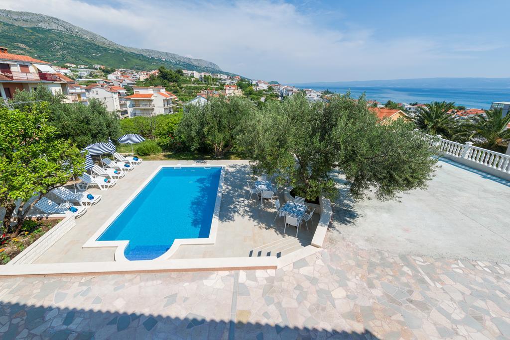 Villa Tomasovic With Pool In Подстрана Экстерьер фото