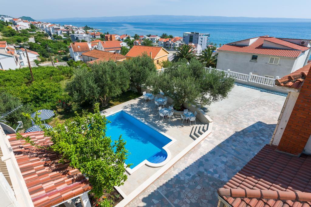 Villa Tomasovic With Pool In Подстрана Экстерьер фото